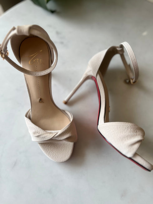 Formal Twisted Stilettos Heels